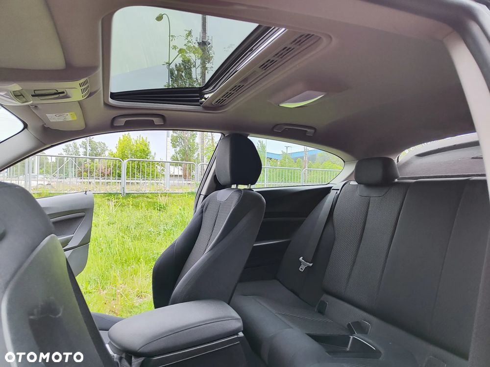 BMW Seria 1 114d - 26