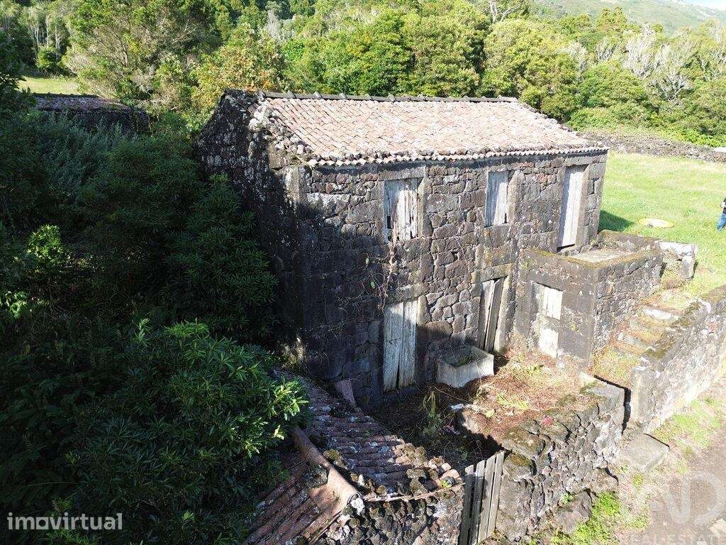 Casa tradicional em Ribeiras de 140,00 m2 - Grande imagem: 3/19