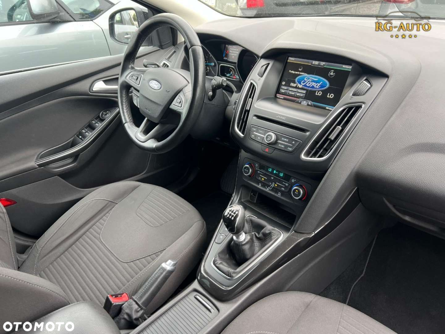Ford Focus - 28