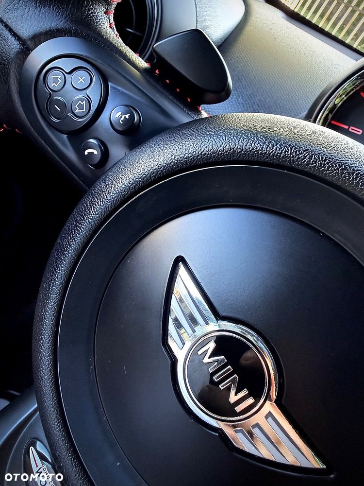 MINI John Cooper Works - 40