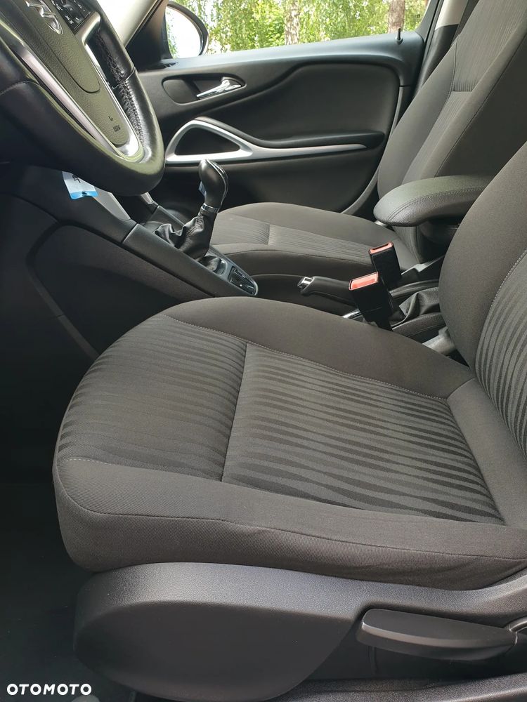 Opel Zafira Tourer 1.4 Turbo Edition - 25