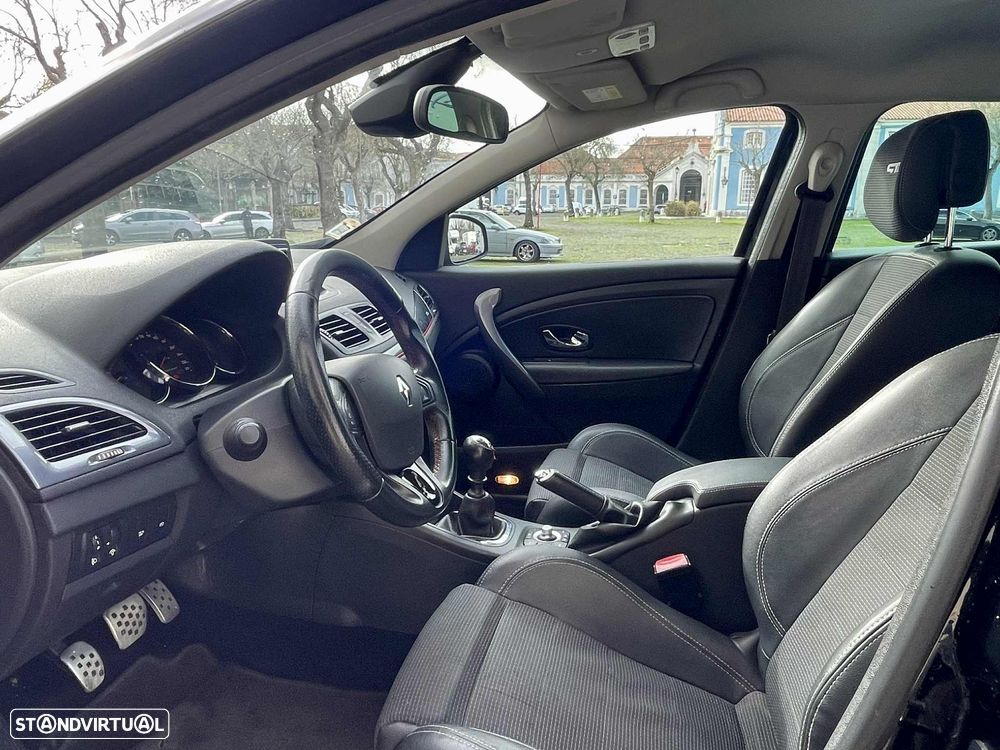 Renault Mégane Sport Tourer 1.5 dCi GT Line - 14