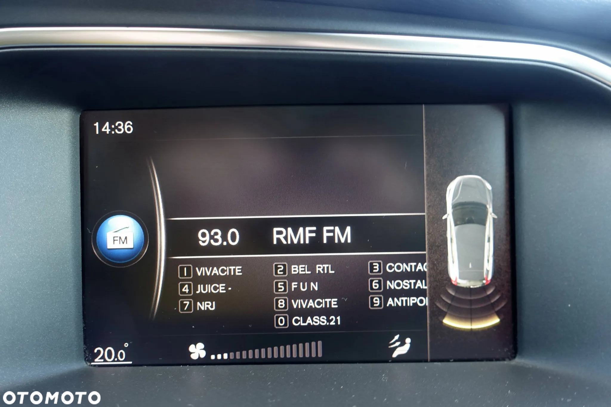 Volvo V40 D2 Momentum - 18
