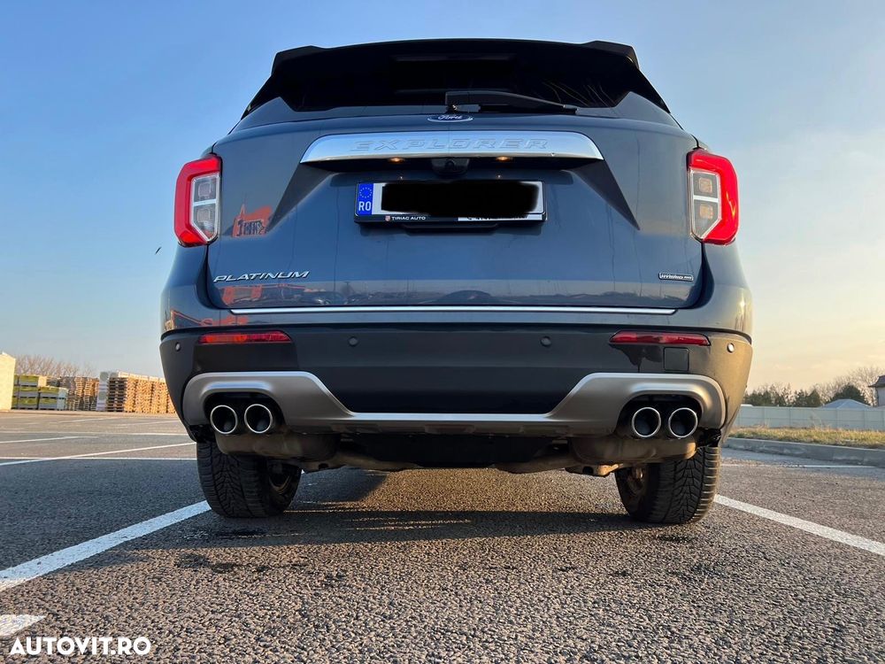 Ford Explorer 3.0 PHEV Platinum - 12