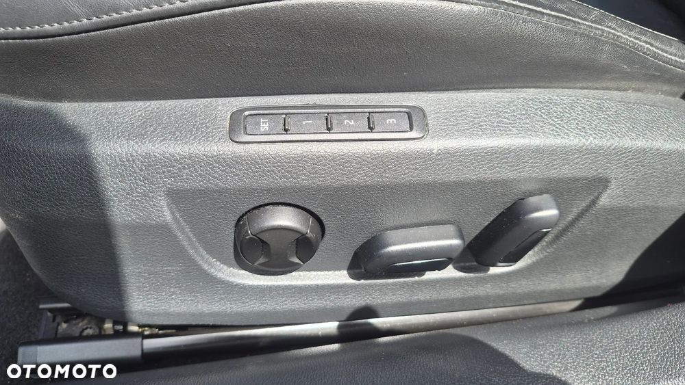 Skoda Superb 2.0 TDI Style - 20