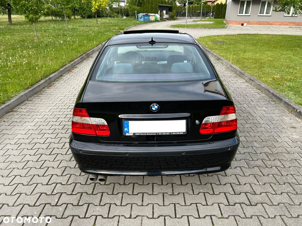 BMW Seria 3 330i - 6