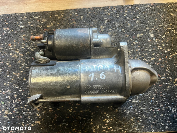 Rozrusznik OPEL ASTRA H 1.6 55556092 8000048 P24MR07C