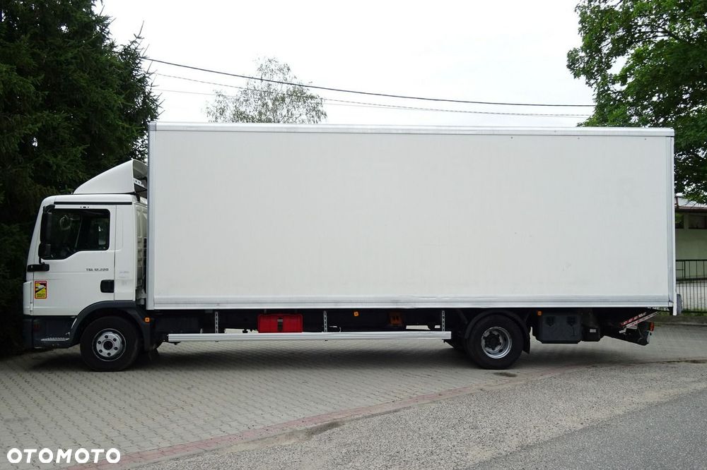 MAN TGL 12.220 Euro 6 kontener 18p 334 tys.km Sprowadzony - 27