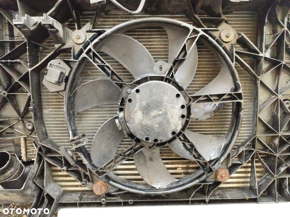 PAS PRZEDNI WZMOCNIENIE RENAULT MEGANE III (2008-2011) 1.5 DCI 106KM - 2