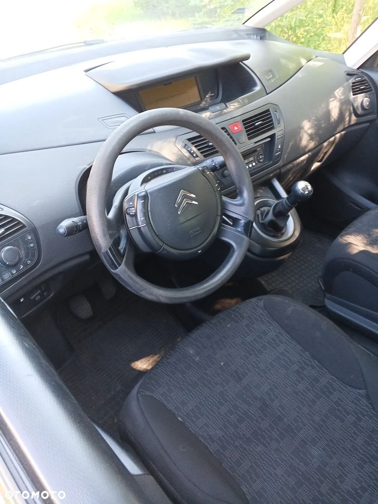 Citroën C4 Picasso 1.8i X - 4