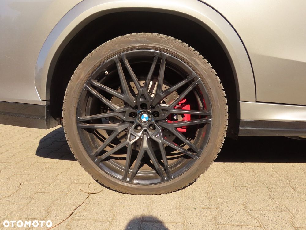 BMW X6M - 10