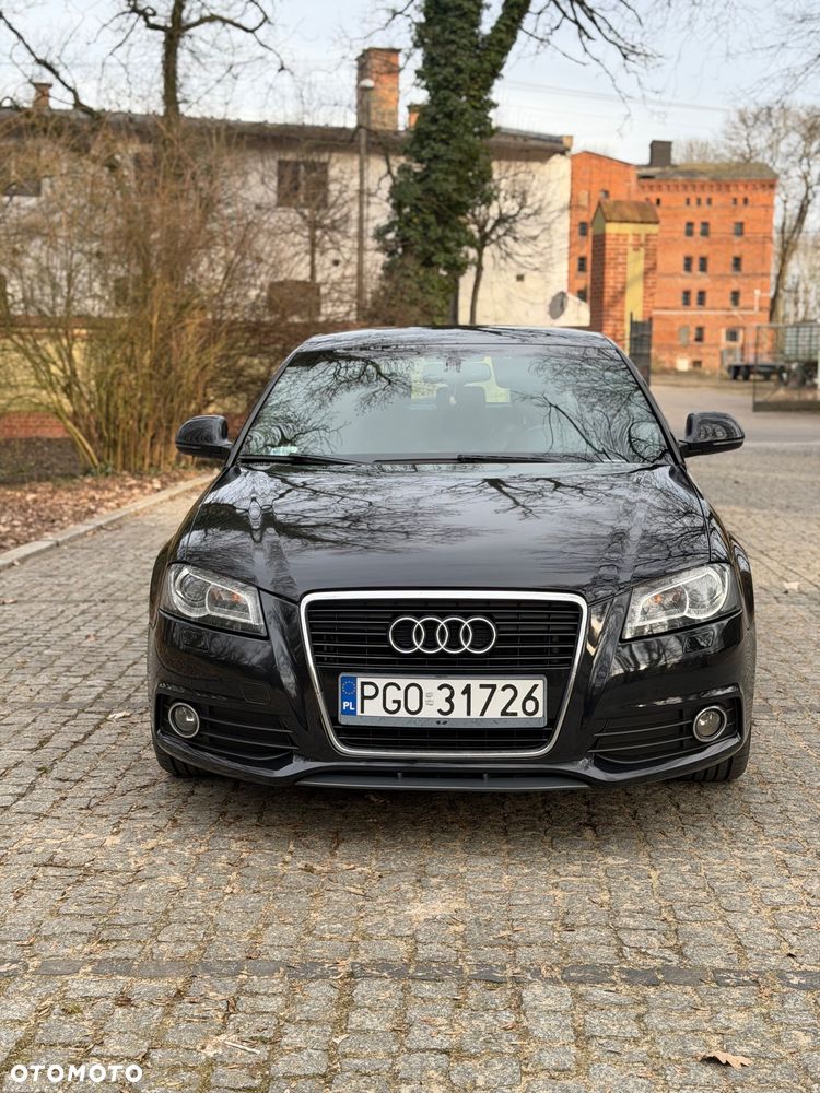 Audi A3 3-drzwiowe 2.0 TDI DPF Ambition S tronic - 2