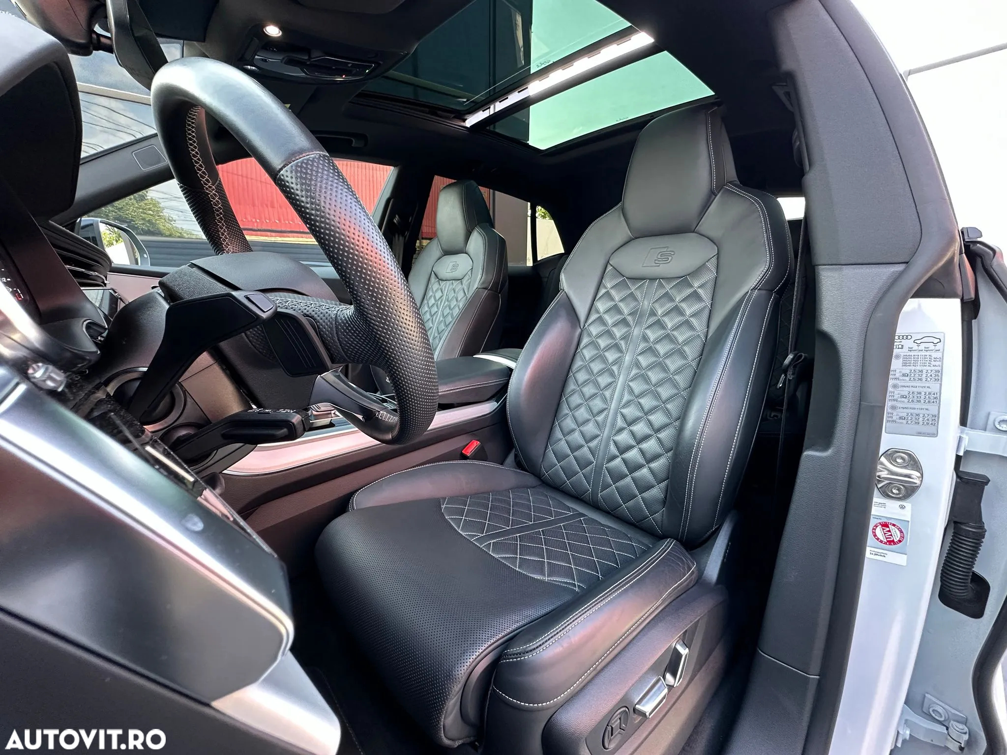Audi Q8 - 11
