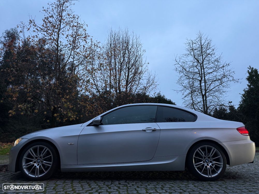 BMW 320 d Coupe - 16
