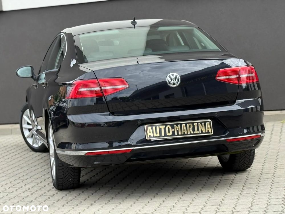 Volkswagen Passat Variant 1.6 TDI SCR DSG Comfortline - 20