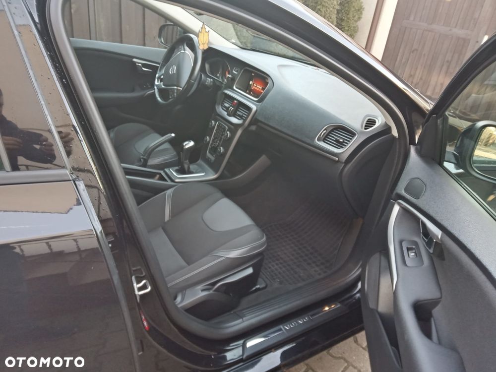 Volvo V40 D2 - 6