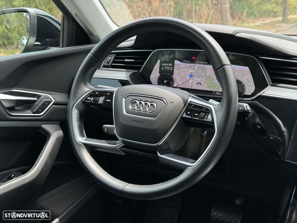 Audi e-tron 50 quattro S line - 34