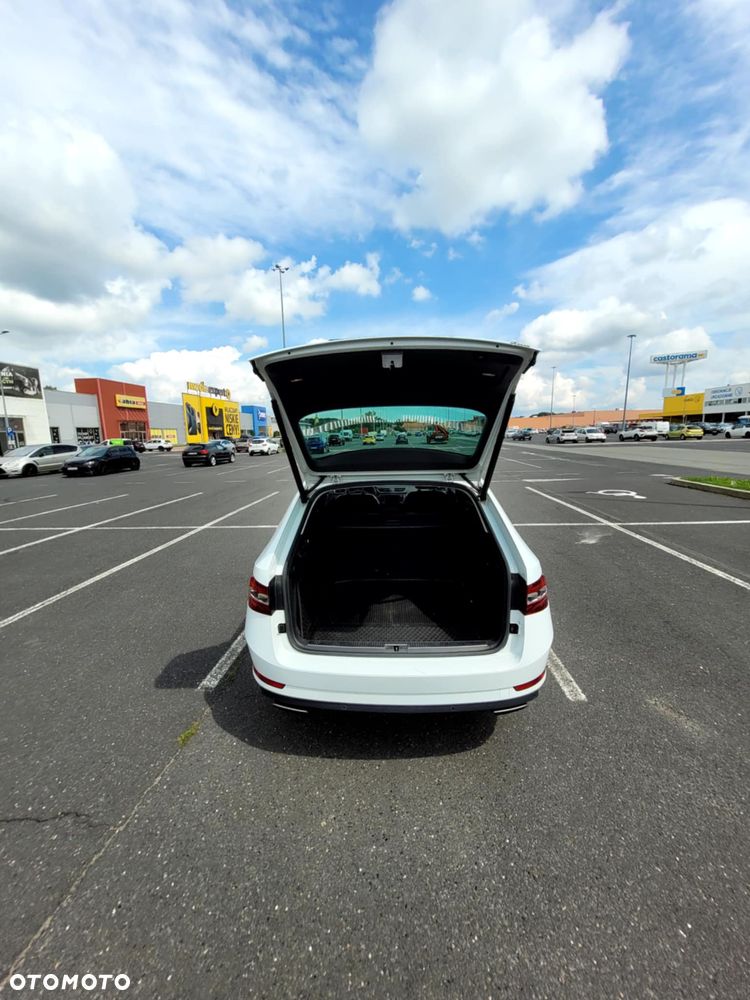 Skoda Superb 2.0 TSI 4x4 L&K DSG - 12