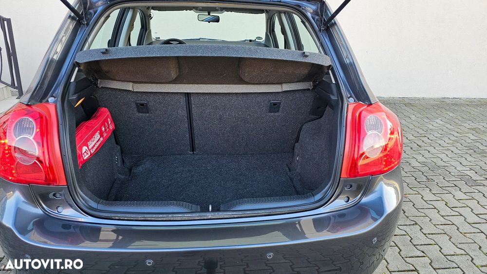 Toyota Auris 1.6 MultiMode Executive - 17