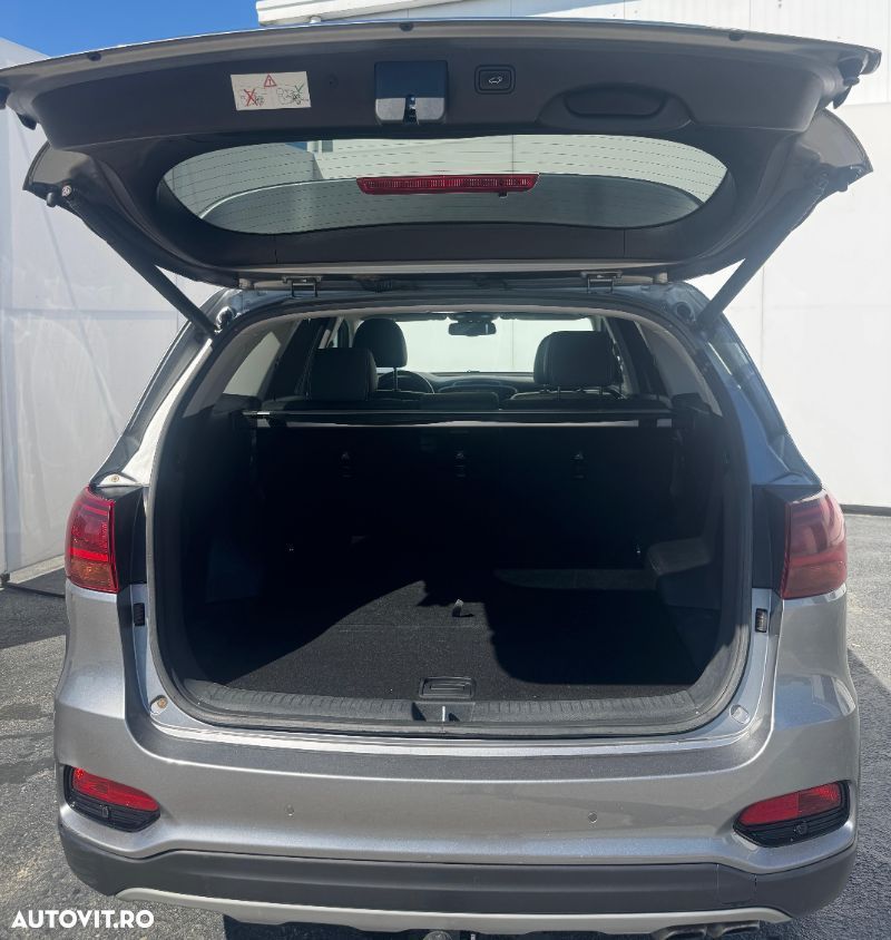 Kia Sorento - 7