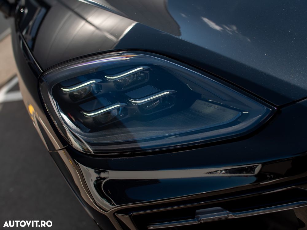 Porsche Cayenne - 11