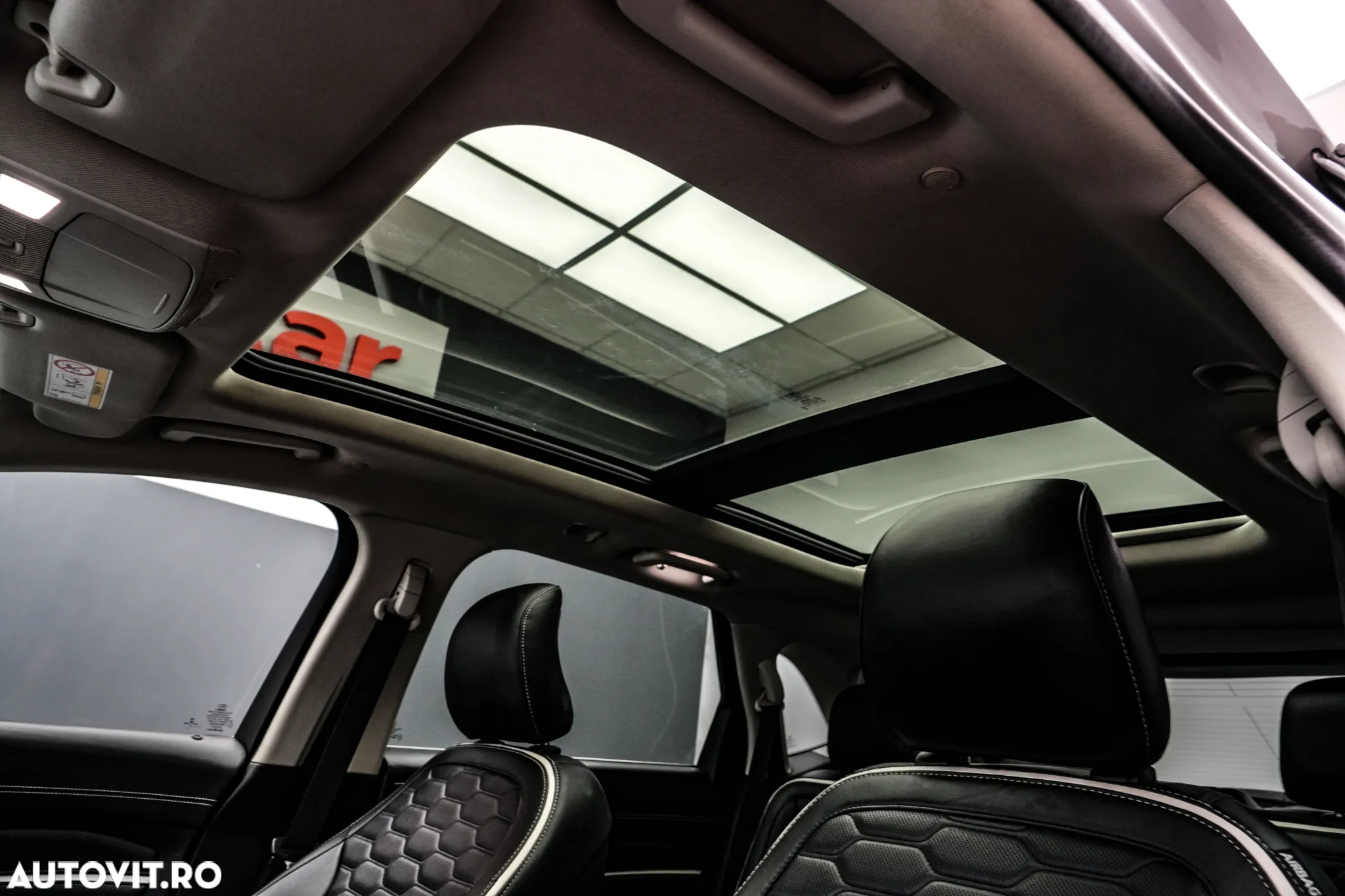 Ford Edge 2.0 TDCi Powershift Vignale - 8