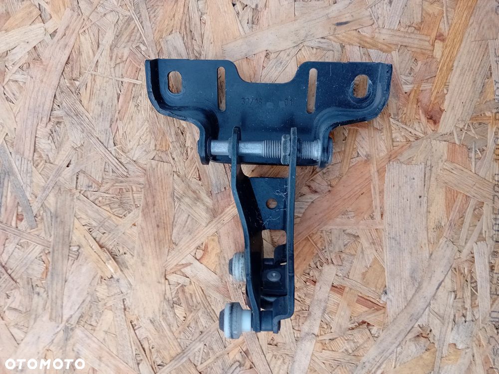 Mercedes Sprinter 907 910 Rolka drzwi przesuwnych - 2