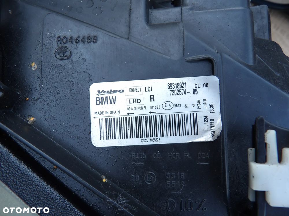BMW - E91 - LAMPY PRZEDNIE - PRAWA/LEWA - CENA ZA 1 SZT - 7202574  7202573 - 4