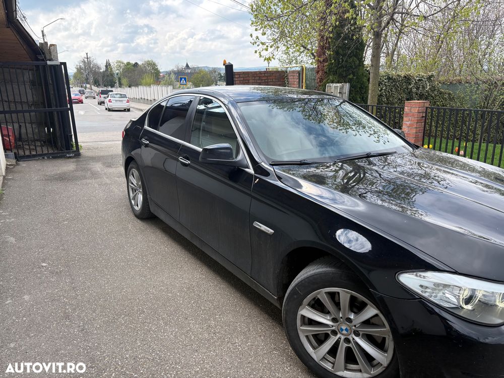 BMW Seria 5 530d xDrive - 2