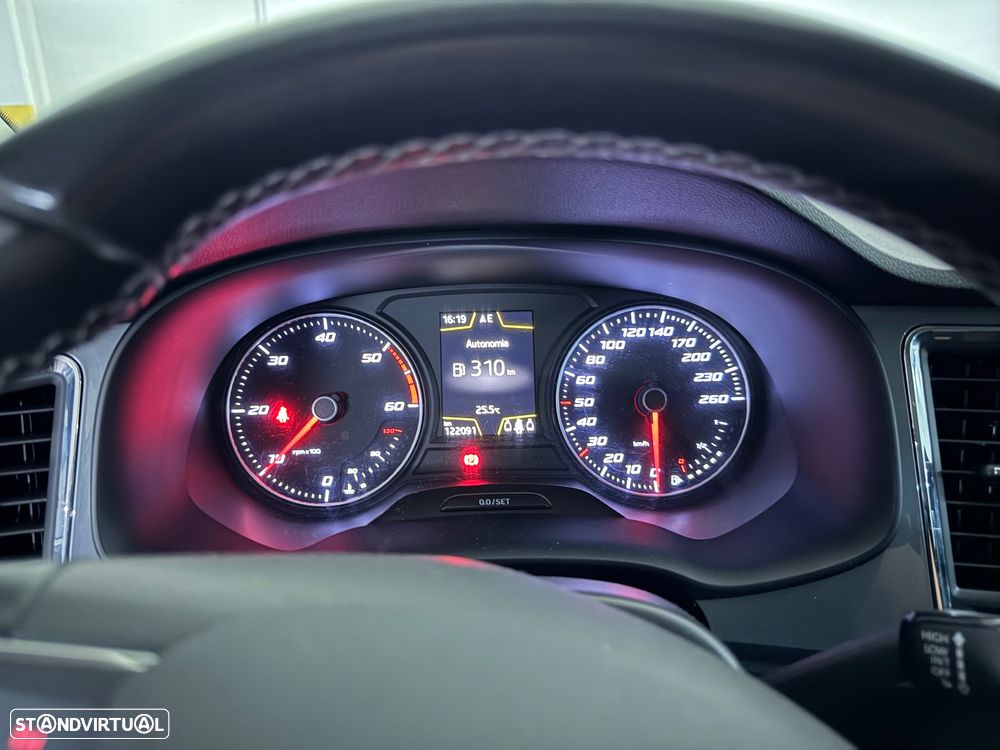 SEAT Ateca 1.6 TDI ECOMOTIVE Reference - 10