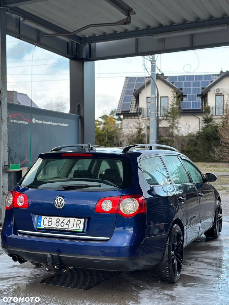 Volkswagen Passat - 4