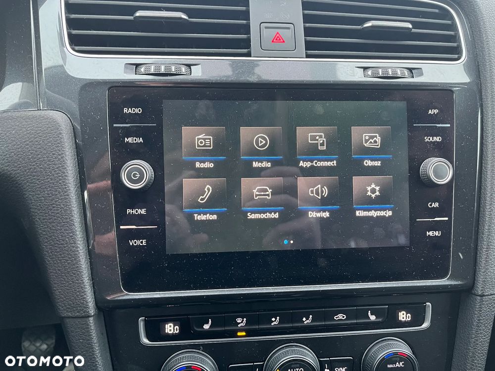 Volkswagen Golf 1.5 TSI BMT Comfortline - 10