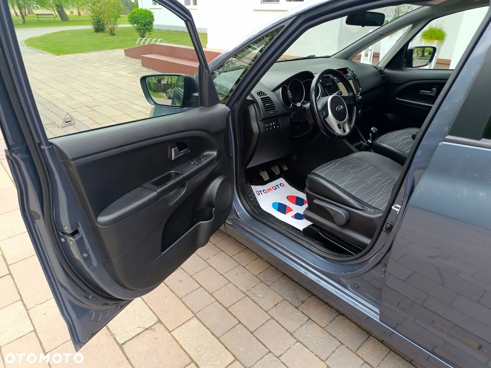 Kia Venga 1.4 CVVT Dream Team Edition - 24