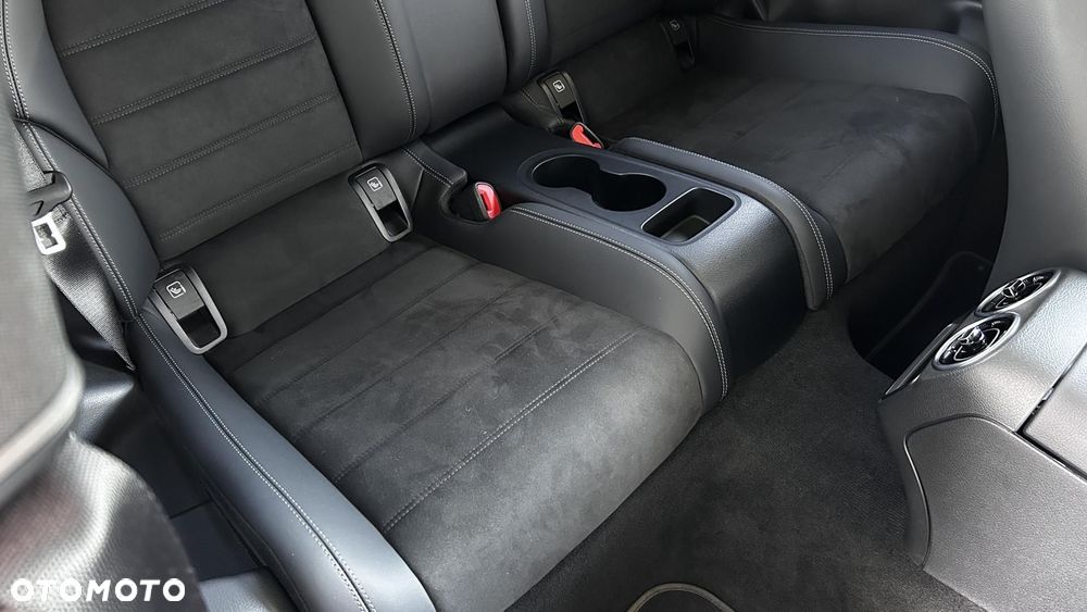 Mercedes-Benz CLE 300 4Matic 9G-TRONIC Edition AMG Line - 28