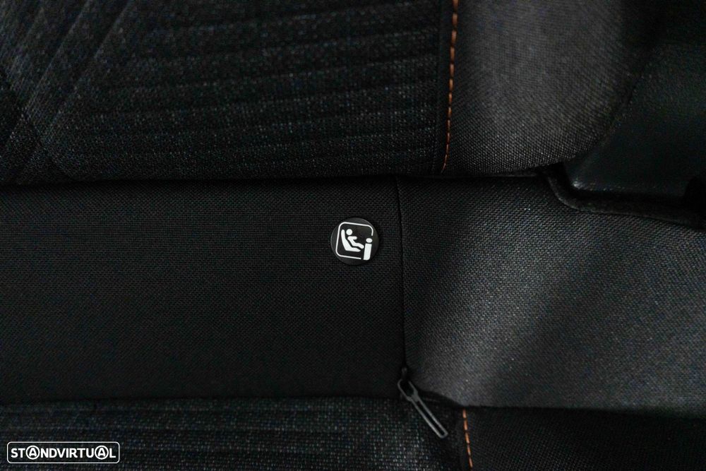 Peugeot 208 1.2 Hybrid Style e-DCS6 - 12