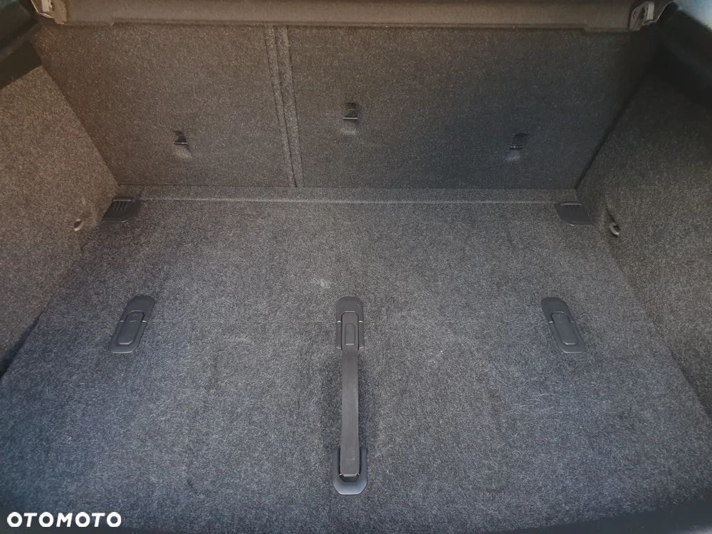 Volvo V40 Cross Country D2 Plus - 38