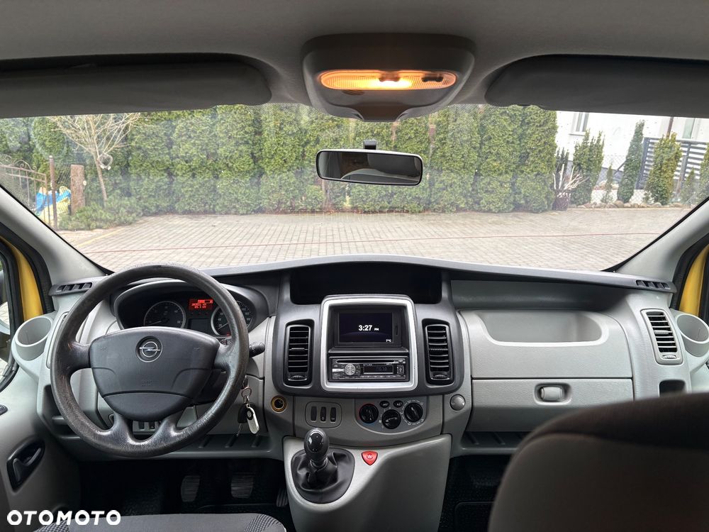 Opel Vivaro - 16