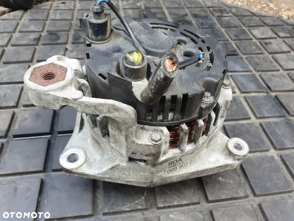 ALTERNATOR VW PASSAT B5 2.0 06B903016D 90A  POSIADAM 2 SZT - 2
