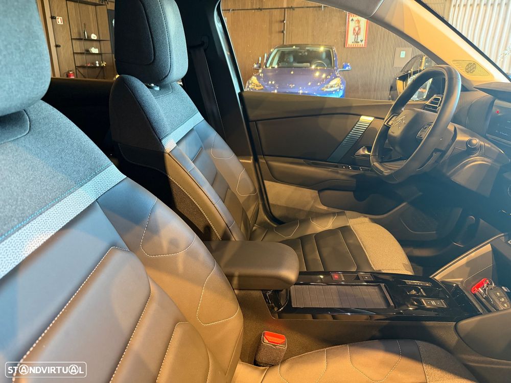 Citroën e-C4 50 kWh E-Series Collection - 24