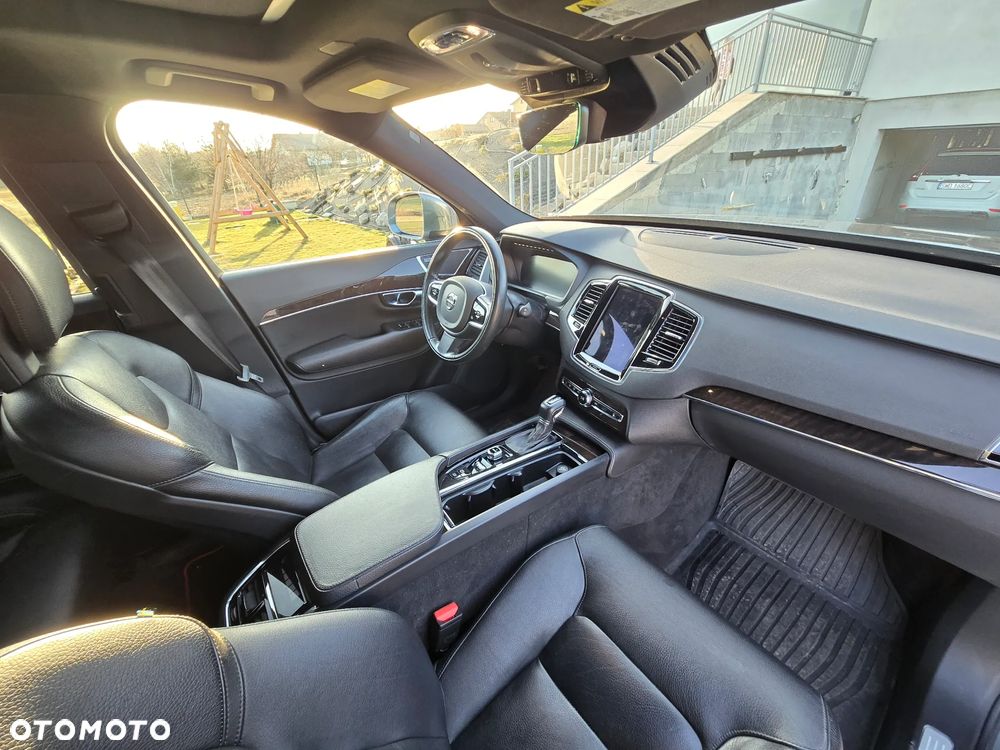 Volvo XC 90 T6 AWD Geartronic Momentum - 9