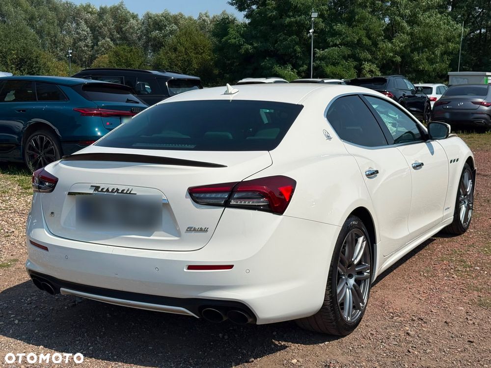 Maserati Ghibli S - 2