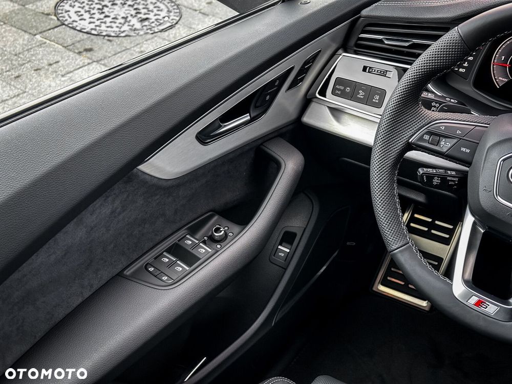 Audi Q7 - 25