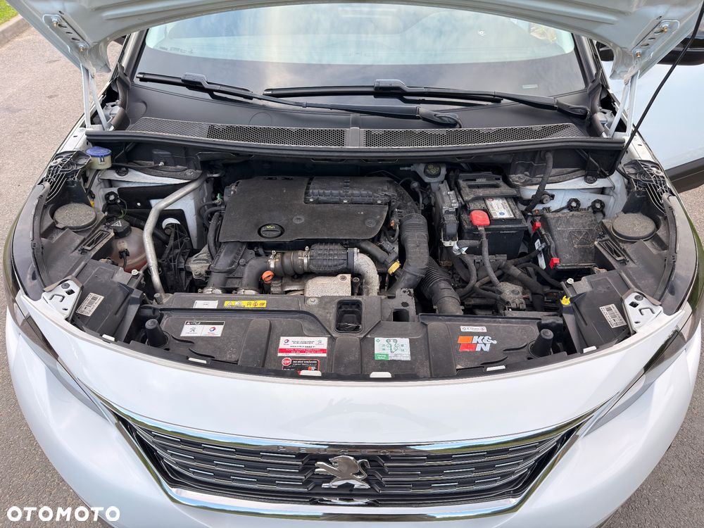 Peugeot 5008 - 16