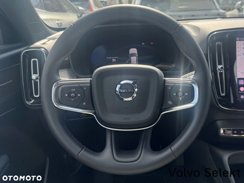 Volvo XC 40 - 27