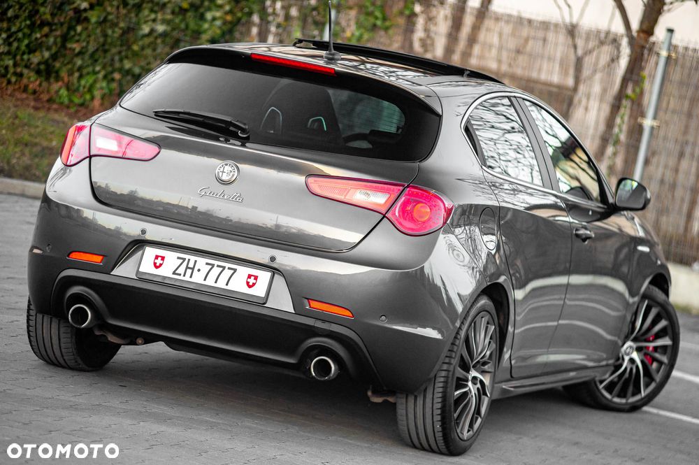 Alfa Romeo Giulietta 1.8 TBi 16V TCT Quadrifoglio Verde - 8