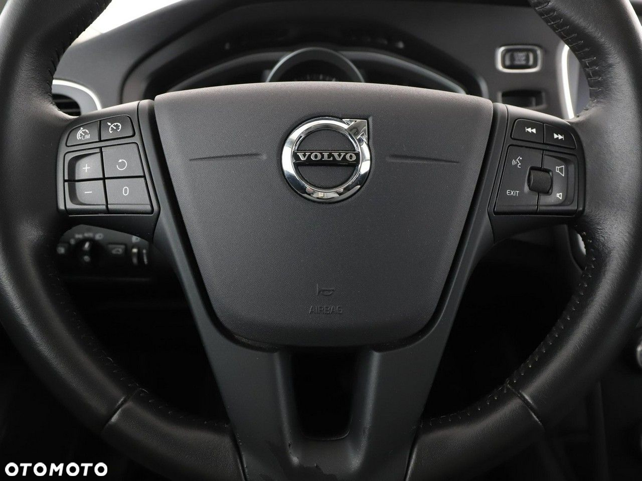 Volvo V40 D2 Kinetic - 21