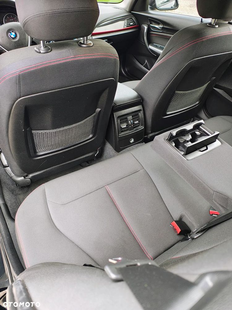 BMW Seria 1 120d Sport Line - 28