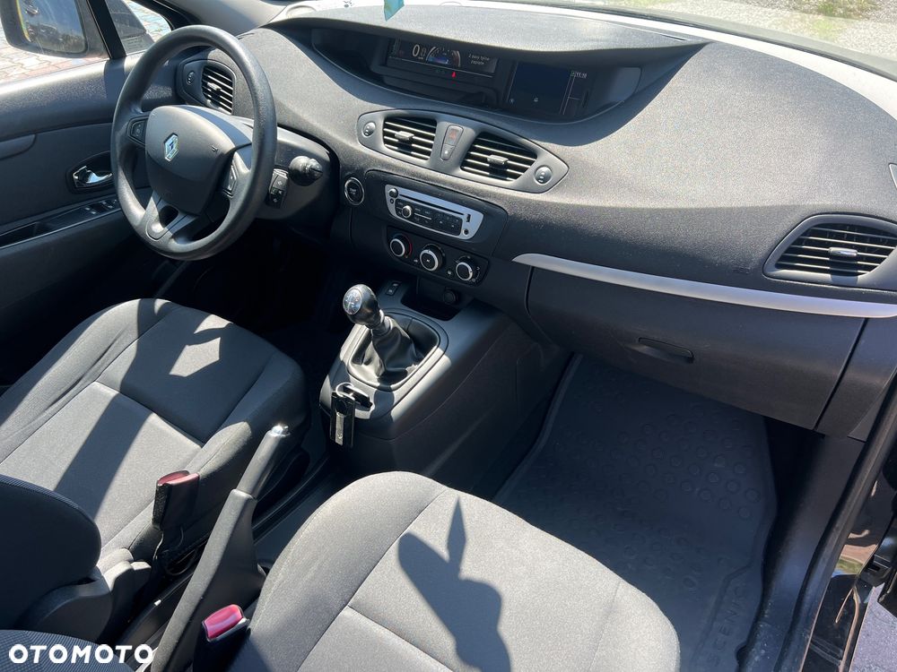 Renault Scenic 1.6 16V 110 TomTom Edition - 25