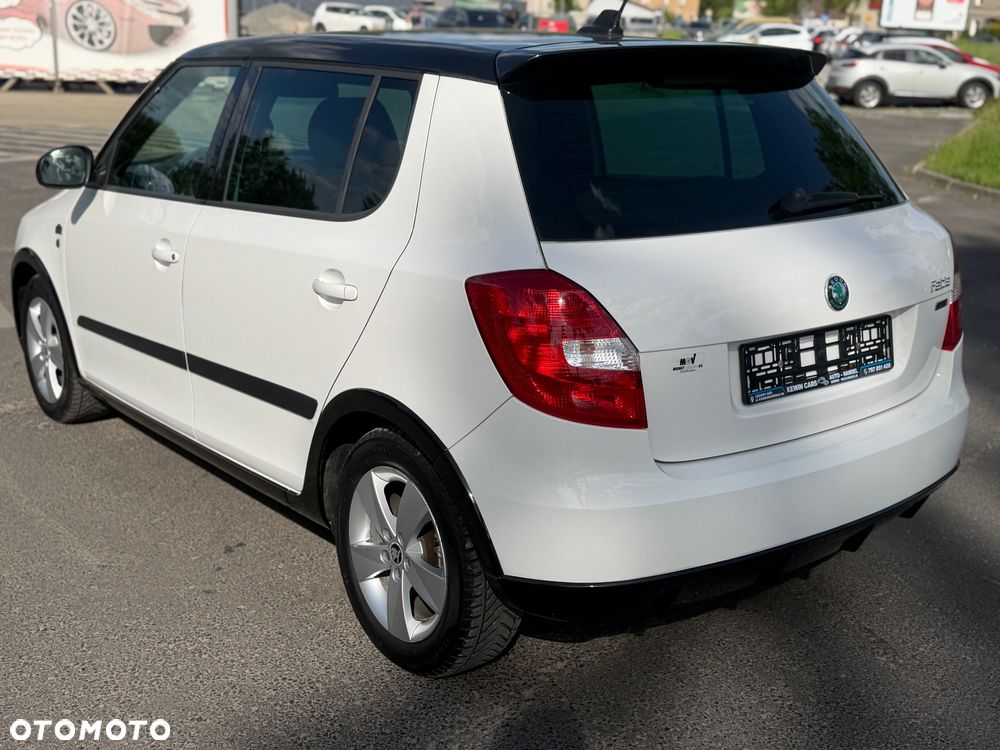 Skoda Fabia 1.2 TSI Monte Carlo - 10