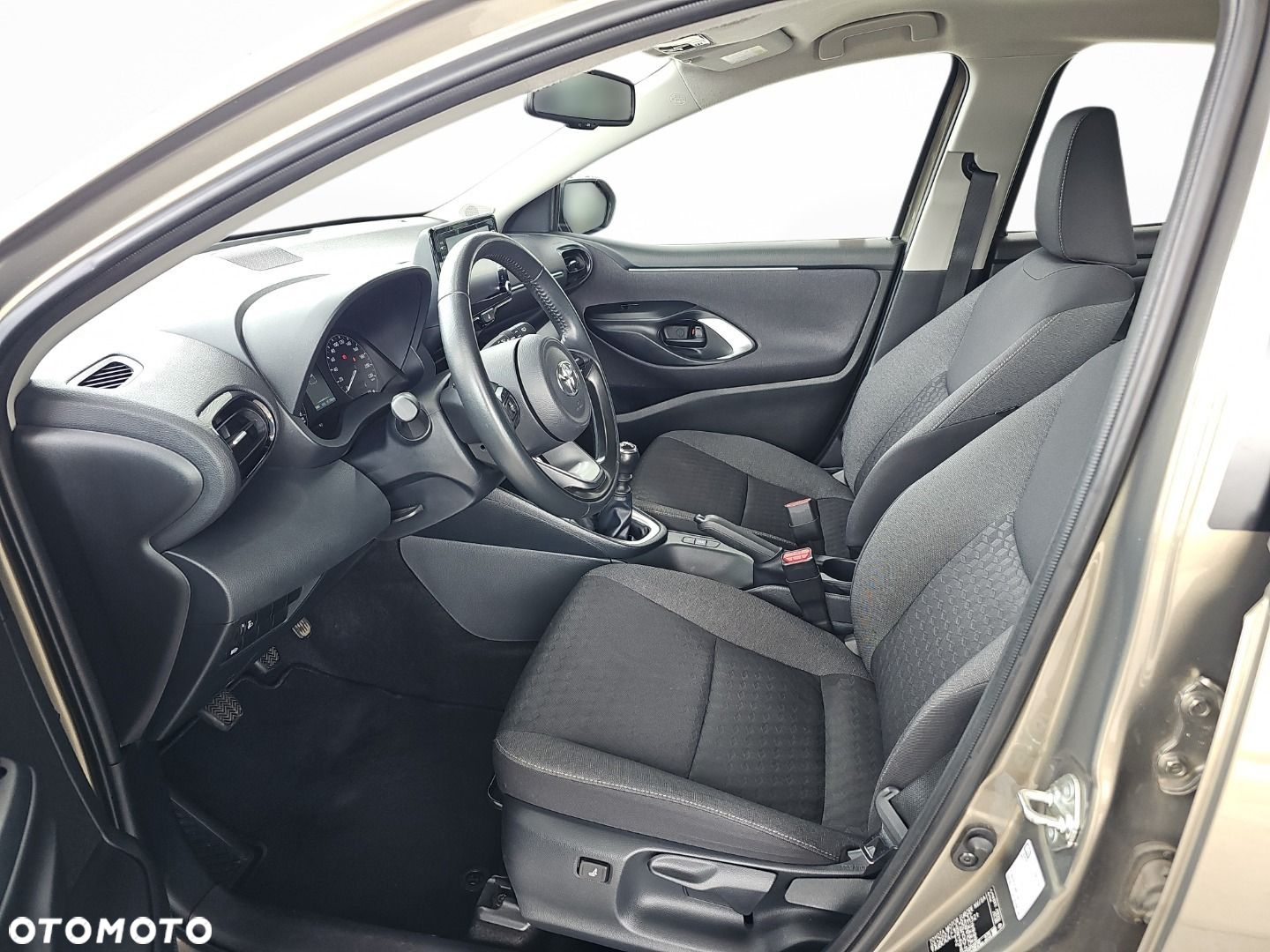 Toyota Yaris - 23